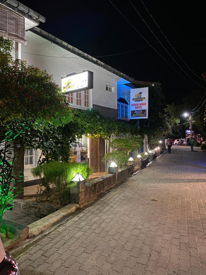 Beach Walk Hotel Unawatuna Extérieur photo